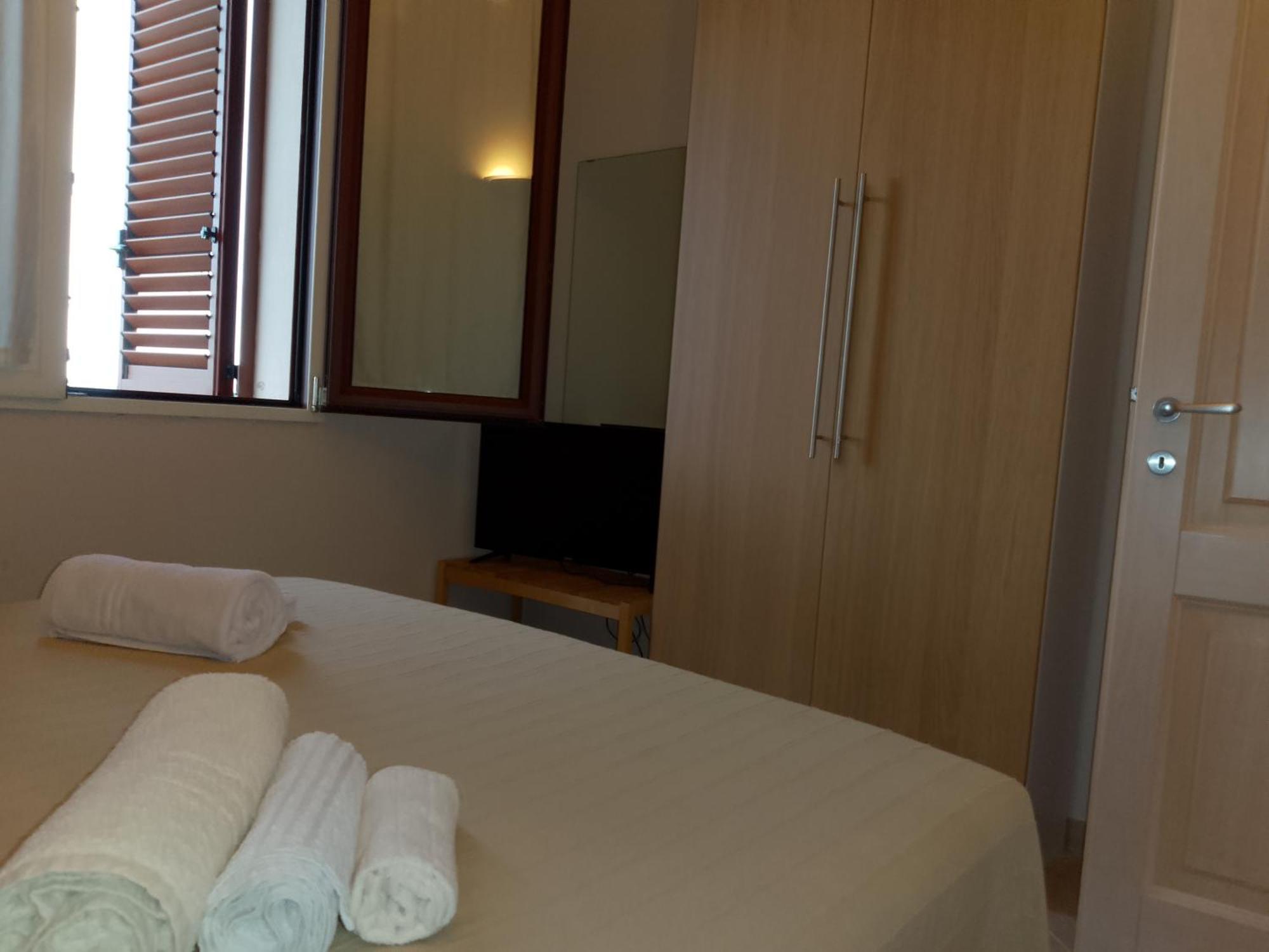 Villa Florida - Prestige Exclusive Rooms & Luxury Villas San Teodoro  Extérieur photo